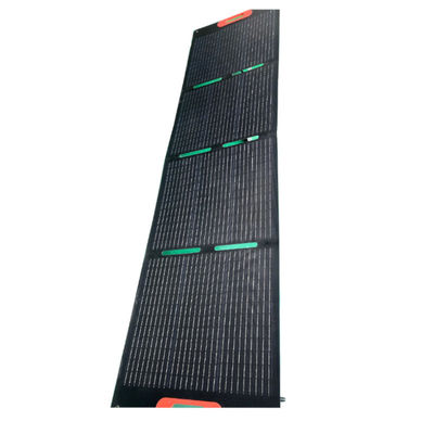 Caricabatterie solare pieghevole 4 volte dimensione aperta 1670*500*5MM dimensione pieghevole 440*500*50MM per viaggiatori e campeggiatori