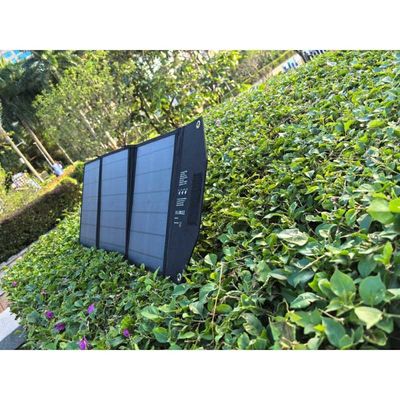 5V 3400 Mah USB Output Solar Folding Bag per la ricarica on-the-go in 6-8 ore