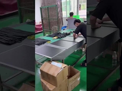 Caricabatterie solare a doppio ripiegamento con superficie impermeabile in ETFE e efficienza del pannello solare fino al 23,5%